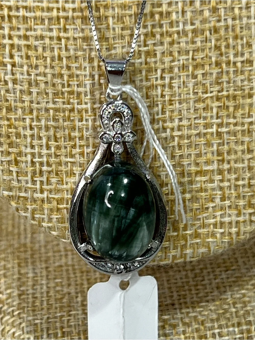 Silver-Tone Green SeraphiniteCabochon Pendant Necklace - Elegant Women's Jewelry